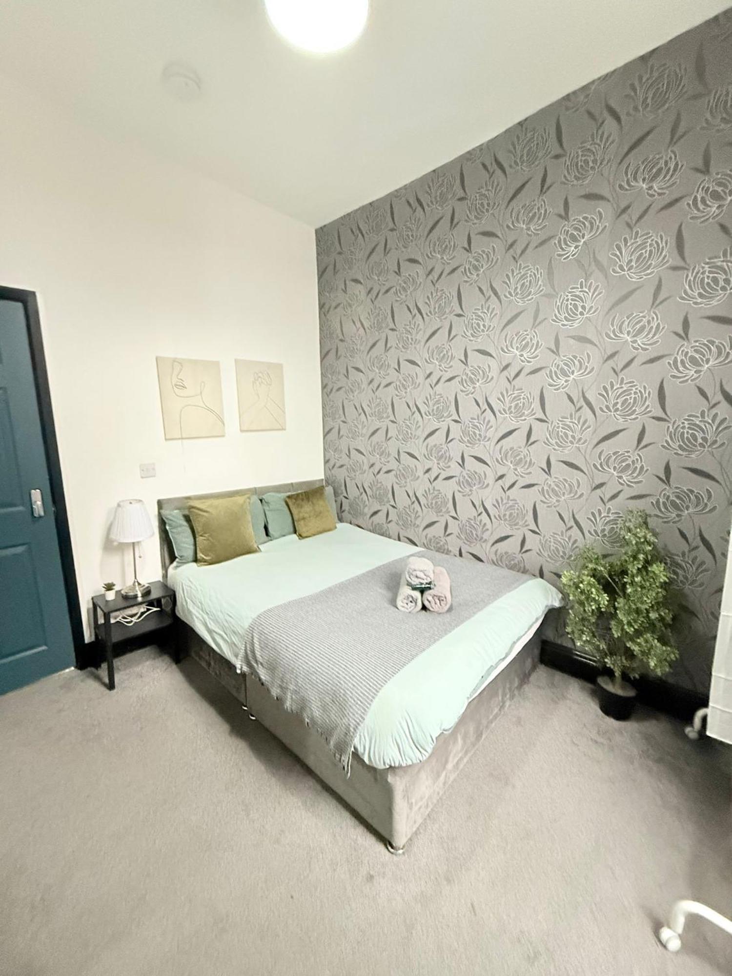 10 Minutes To Central London Vaux Extérieur photo