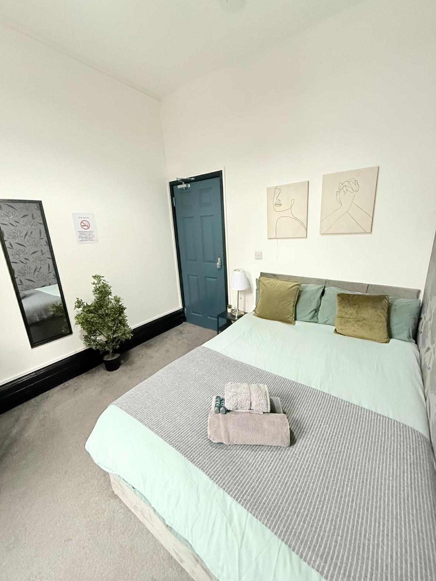 10 Minutes To Central London Vaux Extérieur photo